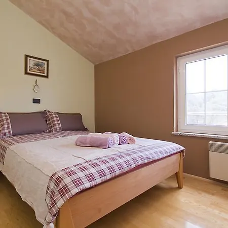 Sobe Gora Apartment Posedarje