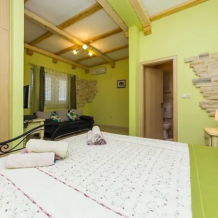 Apartment Sobe Gora